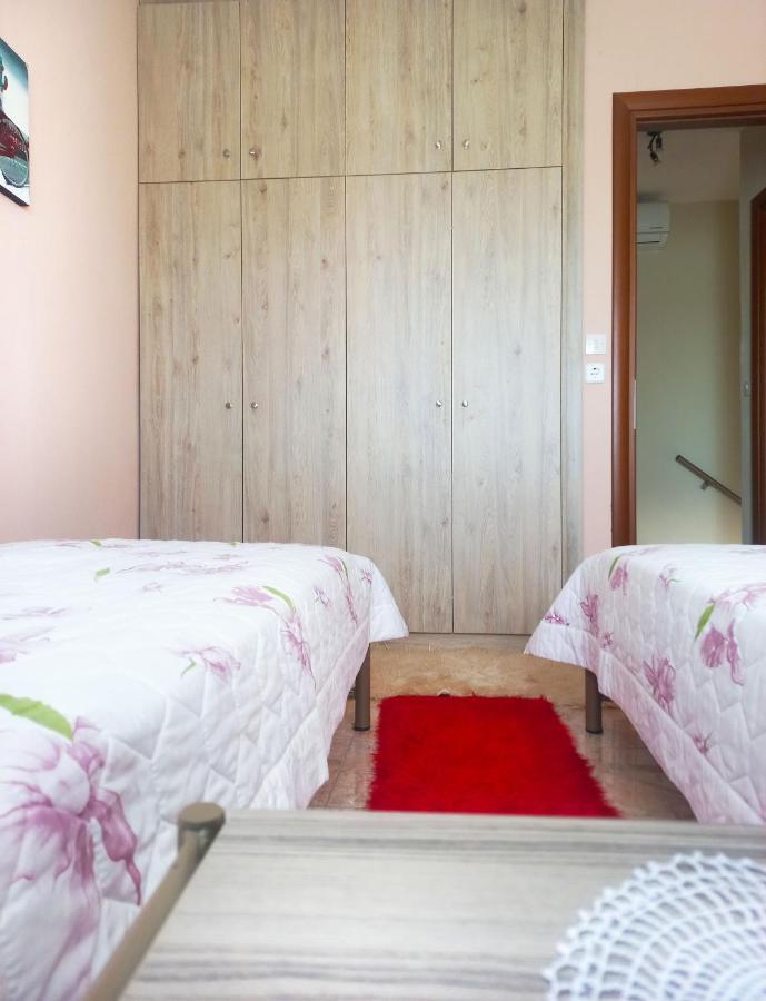 Evis Maisonette With Sea View Apartment